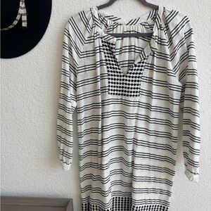 Black and White Striped Tunic Top